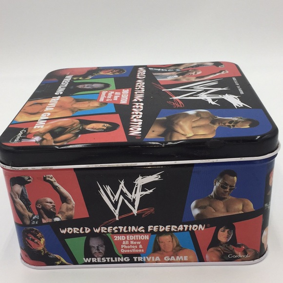 Vintage WWF World Wrestling Federation Trivia Game 1999 in Storage Tin - Picture 3 of 11